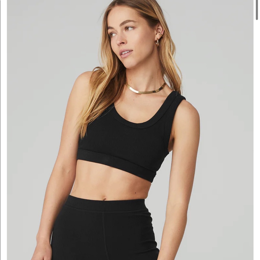 Alo yoga wellness bra black
